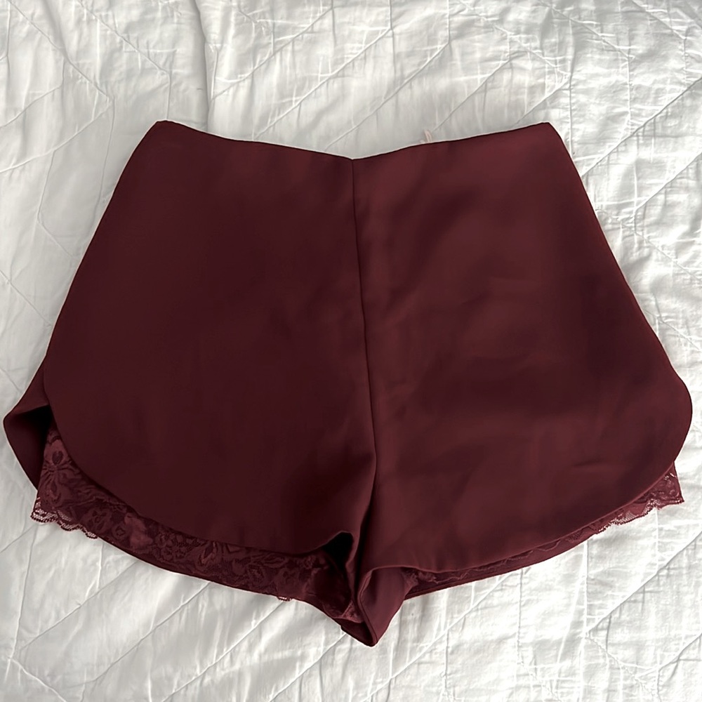 Kimchi Blur maroon tulip shorts w/lace underlay